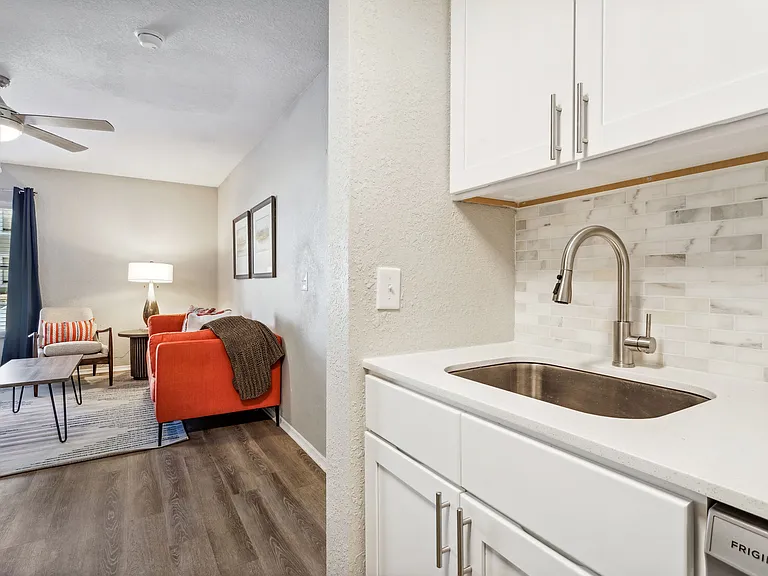 Reserve at Temple Terrace — Photo 17
