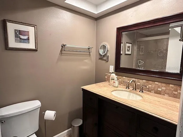 5095 Bay St NE #111 — Photo 11