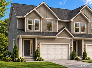 32 Devorah Dr #117, Berlin, CT 06037