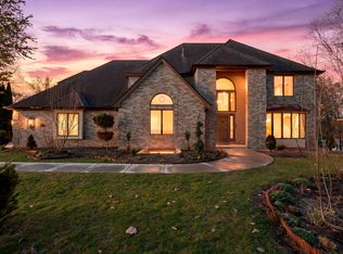 8480 Montgomery Ct, Eden Prairie, MN 55347