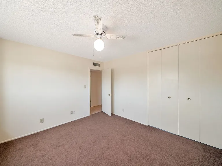 2809 N Granite Reef Rd — Photo 14