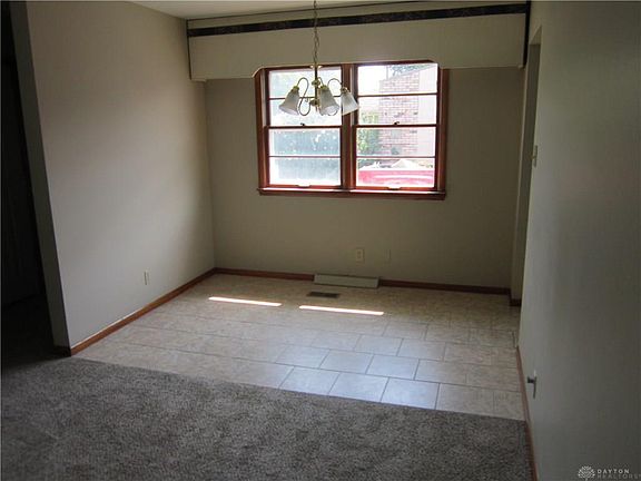5th image of 1113 W 2nd St