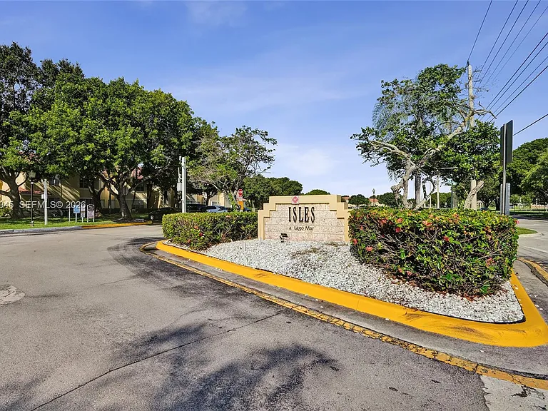 12760 Vista Isles Dr #721 — Photo 38