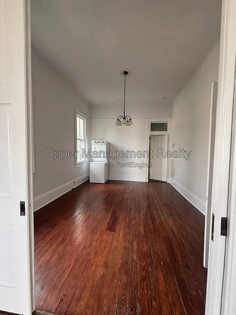 2 bed, 1.0 bath, 1091 sqft, $1,650 — Photo 3