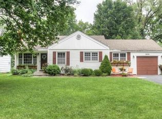 5210 Reeds Rd, Mission, KS 66202