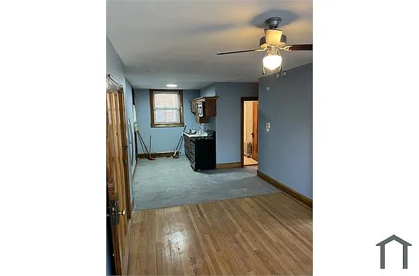 Building Photo - 2901 N Parkside Ave #1