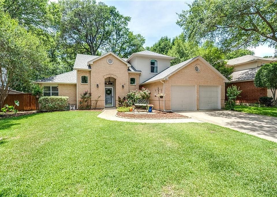 1st image of 2621 Misty Glen Dr