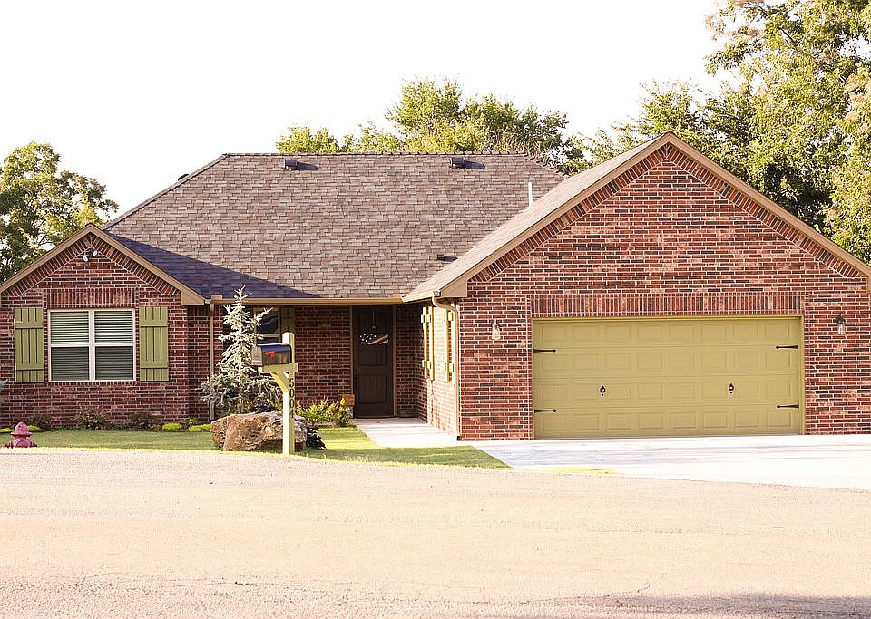 5004 Oak Crest Court
