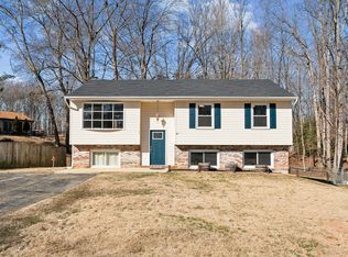1114 Perry St, Fredericksburg, VA 22405