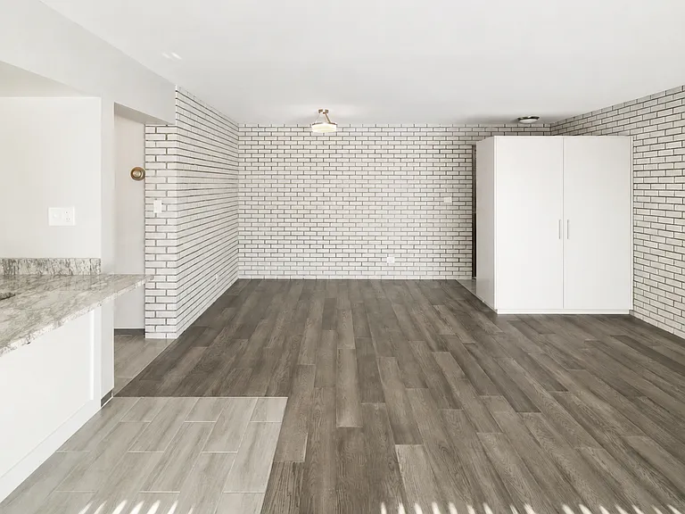 318 Walker Ave #10 — Photo 2