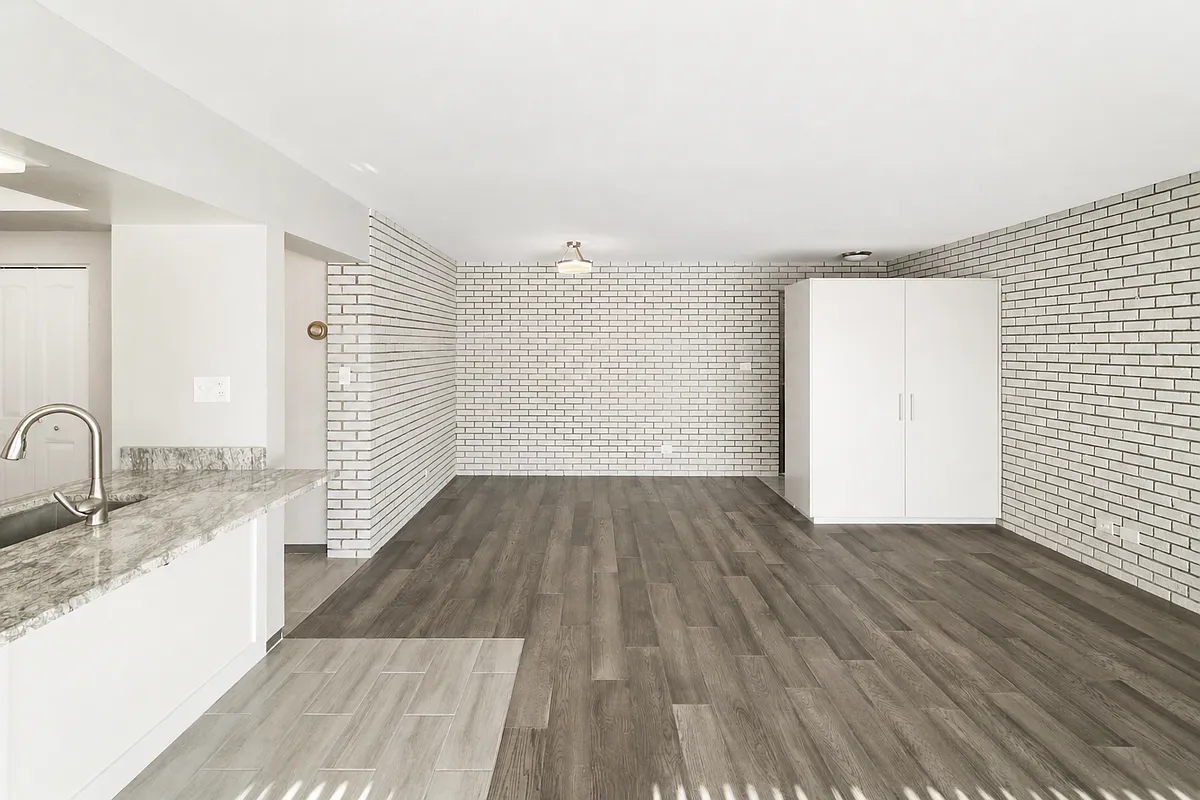 Building Photo - 318 Walker Ave #1
