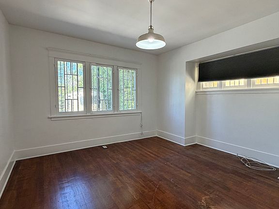 5th image of 1916 S Rimpau Blvd #1916