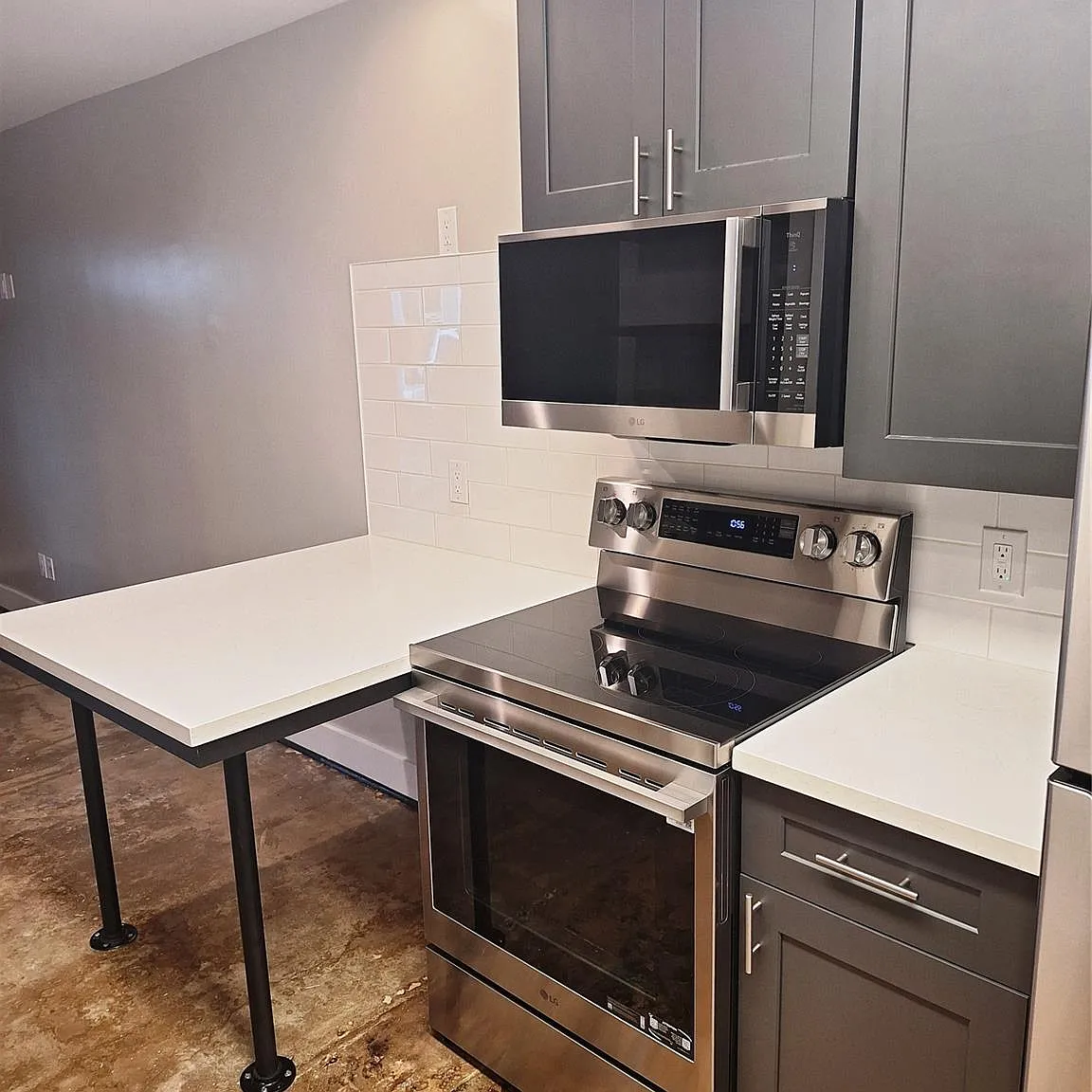 2 bed, 1.0 bath, 780 sqft, $1,995 — Photo 3