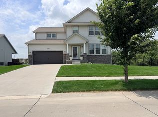3756 S 205th St, Elkhorn, NE 68022