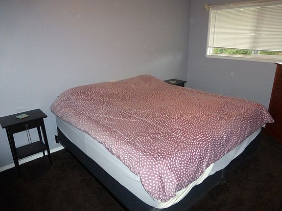 4th image of 14720 103rd Ave E