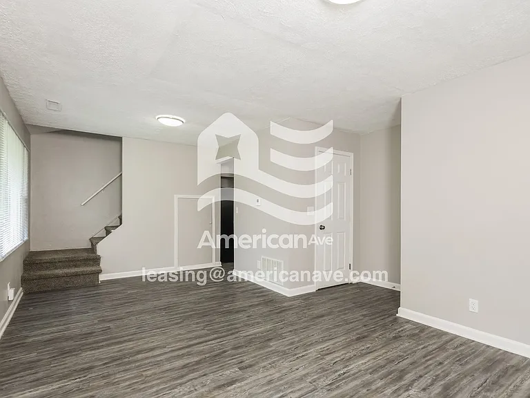 1149412_004_wm_-_living_room_13039370.jpg