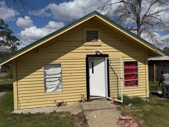 701 Cleveland St, Douglas, GA 31533