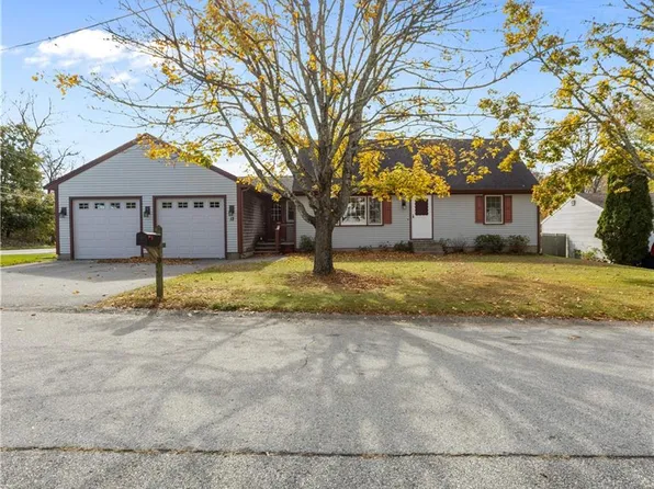 12 Beth Rd, Tiverton, RI 02878