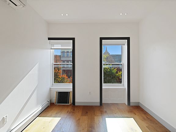 4th image of 1187 Dean St #3