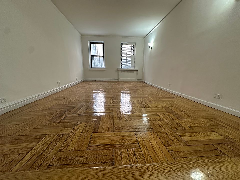 1st image of 2265 University Ave #1A1