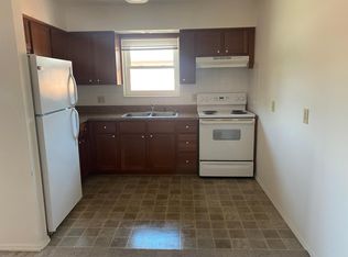 307 E Christine Dr, Decatur, IL 62526