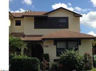 7395 NW 34th St, Lauderhill, FL 33319