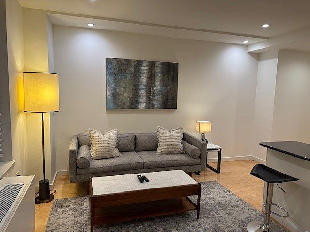 1st image of 150 W 51st St APT 1432
