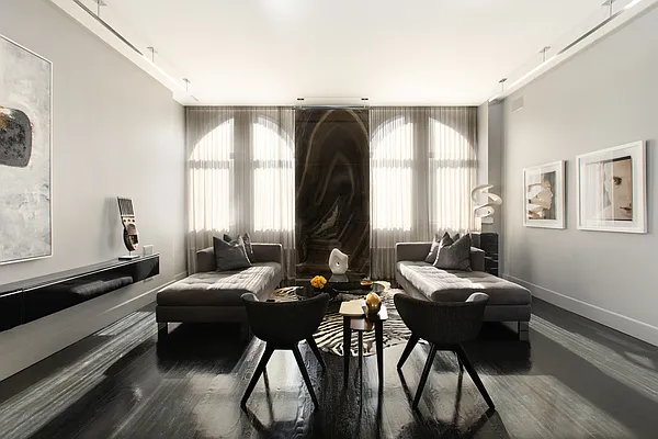 Sold by Compass | media 1