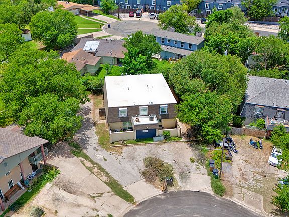 3rd image of 5002 Blue Spruce Cir APT C