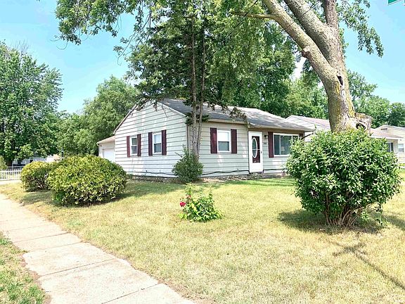 2nd image of 245 Riverview Ave