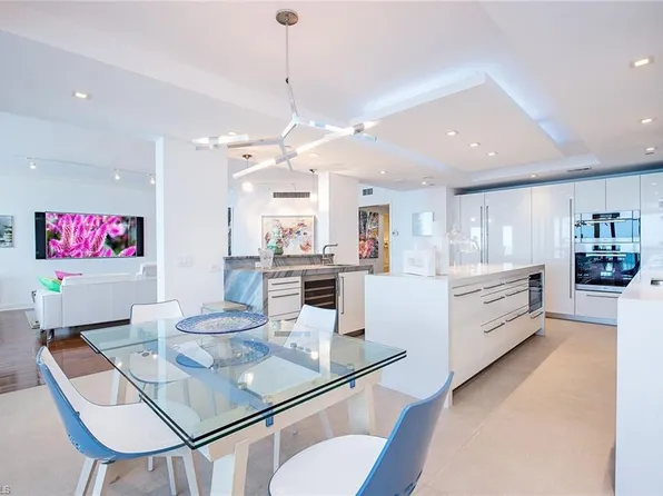 8473 Bay Colony DR #1602, NAPLES, FL 34108