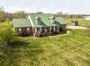 1246 Smith Thompson Rd, Bethpage, TN 37022