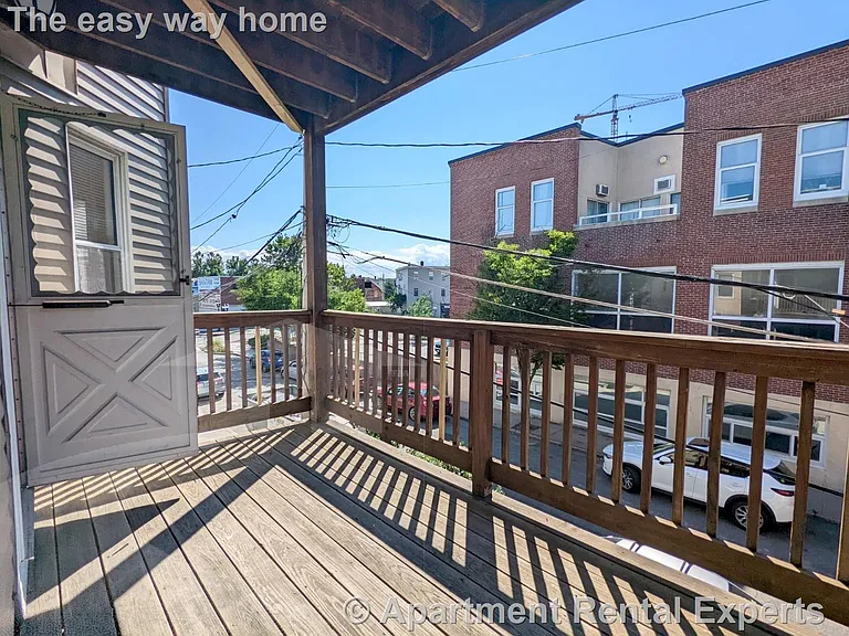 71-73 Merriam St #1 — Photo 16