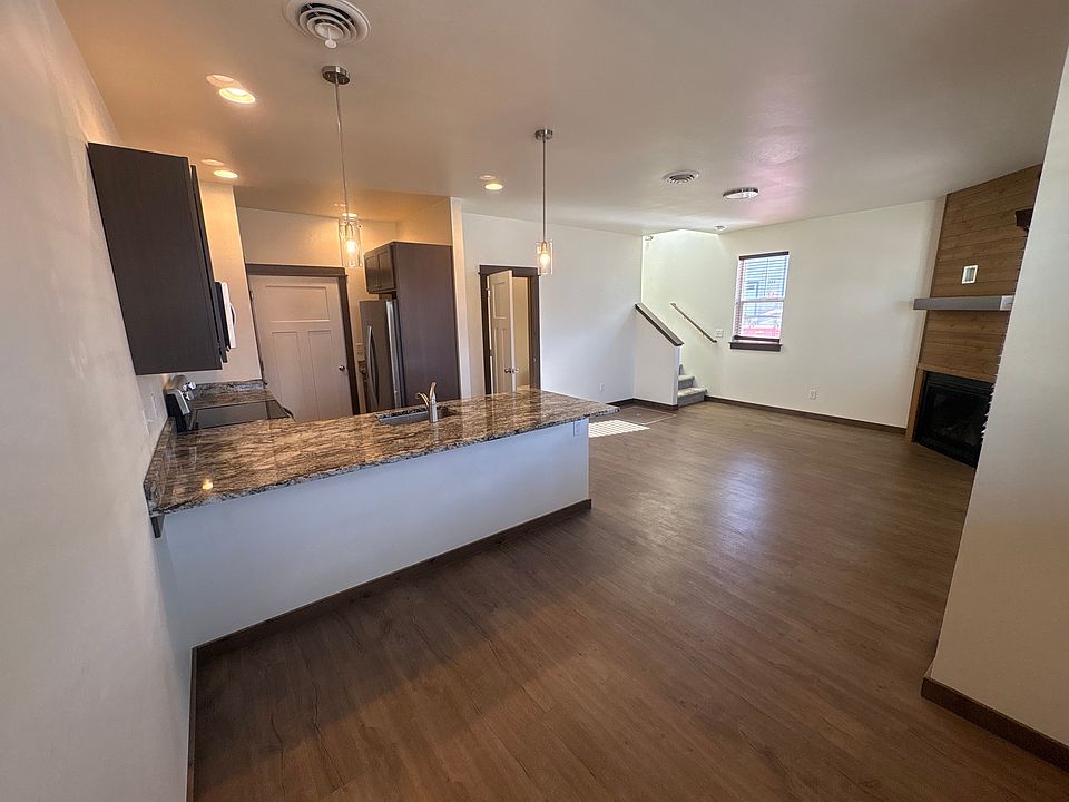 1st image of 4330 Glenwood Dr Unit D