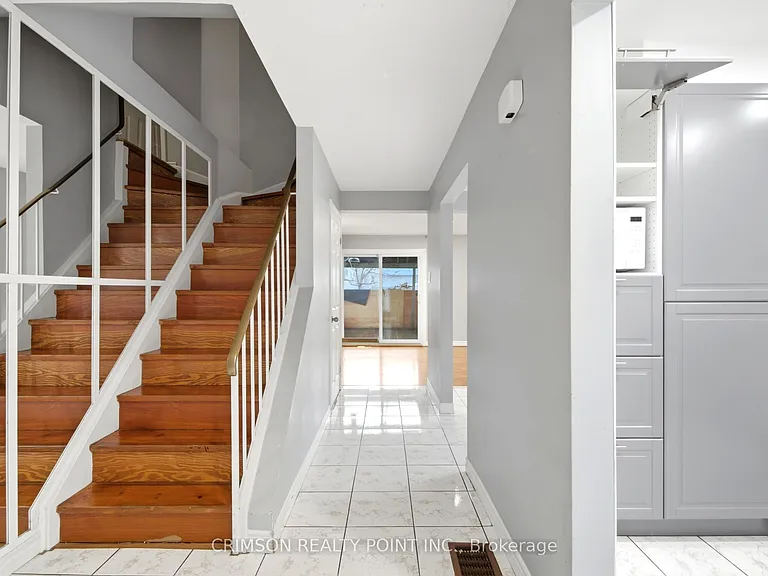 34 Hillbank Trl — Photo 2