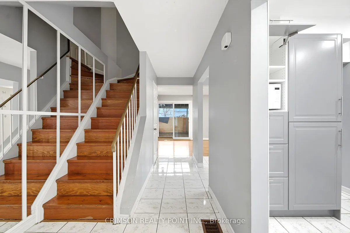 Building Photo - 34 Hillbank Trl