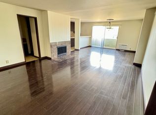 2414 S Barrington Ave #212, Los Angeles, CA 90064