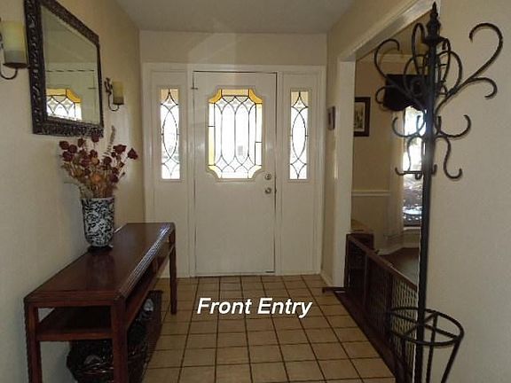 3rd image of 3601 Greenway Dr
