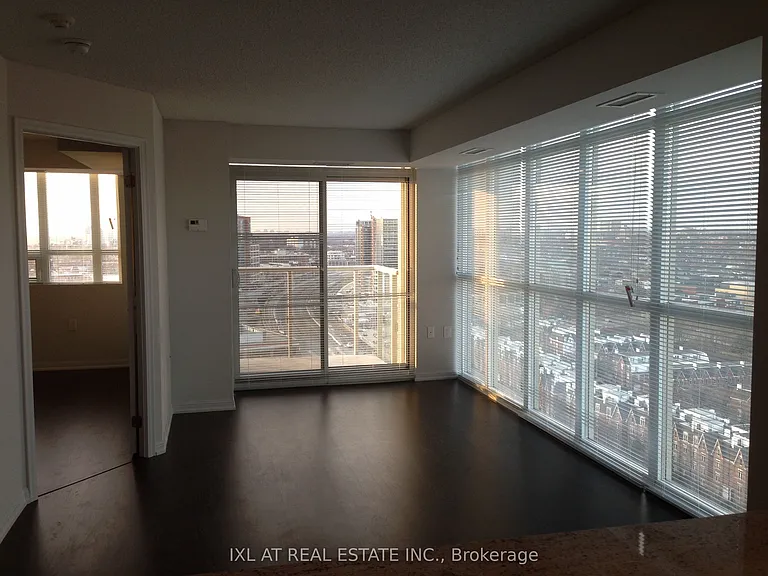125 Western Battery Rd #2015 — Photo 2