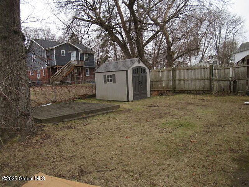 3rd image of 87 Orlando Avenue
