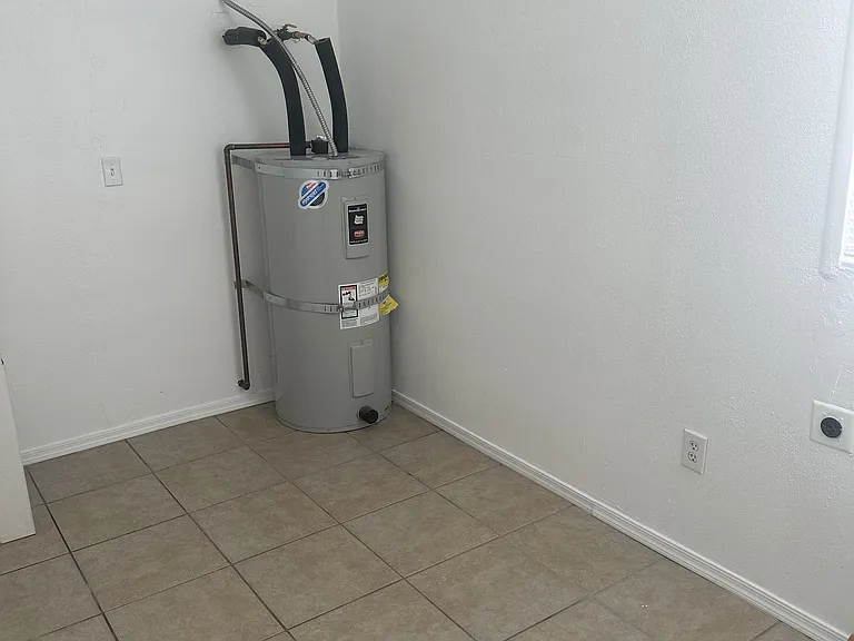 9416 W Rafael Dr — Photo 25