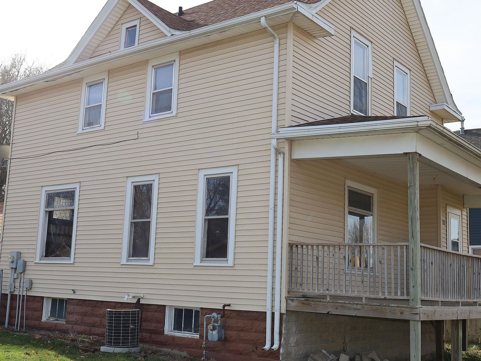 608 1st Ave, Rock Rapids, IA 51246 MLS 822982 Zillow