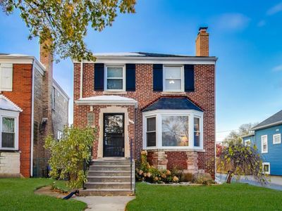 5948 W Wilson Ave, Chicago, IL, 60630