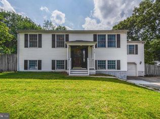 714 Hyde Park Dr, Glen Burnie, MD 21061