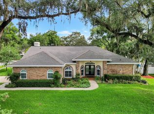 702 Covington Ct, Seffner, FL 33584