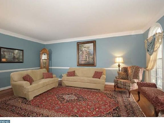 5th image of 310 Prescott Dr