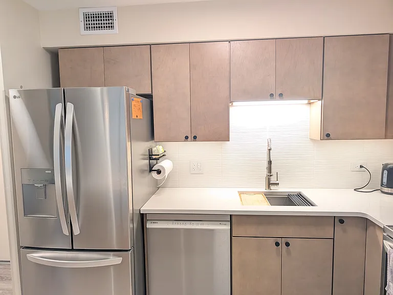 1516 Hinman Ave #804 — Photo 15