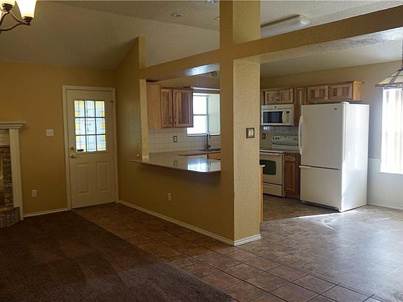 4th image of 4306 Glennwood Dr
