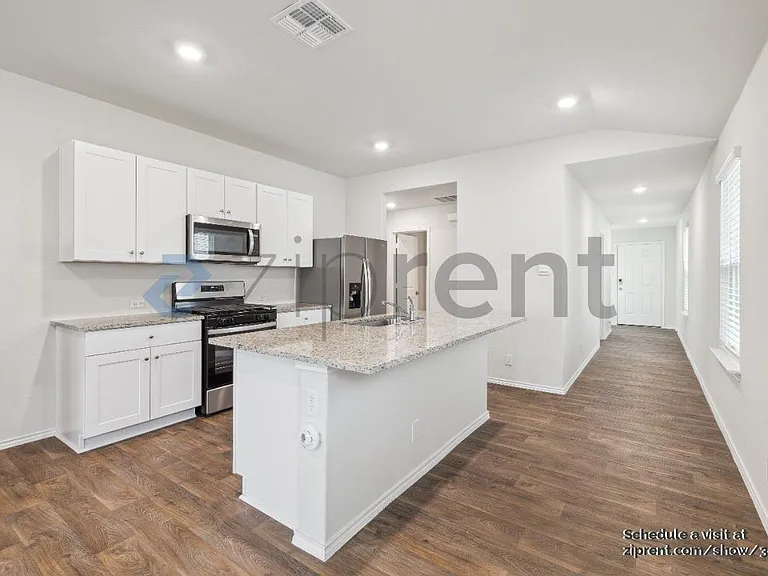 113 Chipping Aly — Photo 12
