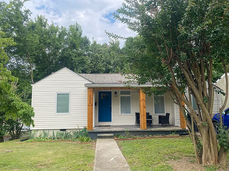 2322 Cecil Ave — Photo 1